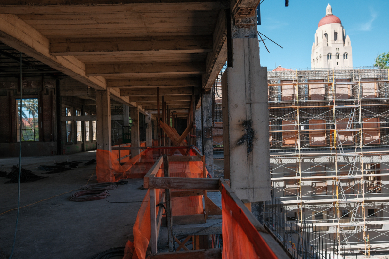 With the central core of the building removed, the view to the north from the great hall reveals a glimpse of Hoover Tower. Both buildings were originally designed by American architect Arthur Brown Jr. (Photo: Ryan Zhang)