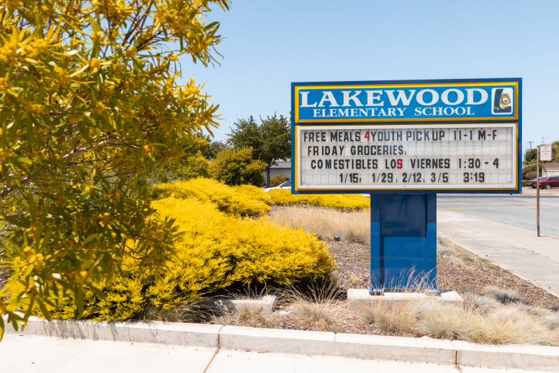 Recent graduates from the Stanford Teacher Education Program (STEP) worked this summer in the classroom at local schools, including Lakewood Elementary School in Sunnyvale, Calif. (Photo: Andrew Brodhead)
