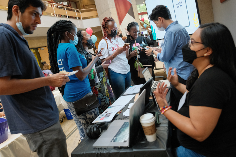 Ghisly Garcia and Marithza Quiroz present Mindful Circles, an app designed to improve mental health among Black, Indigenous, and people of color (BIPOC) youth.