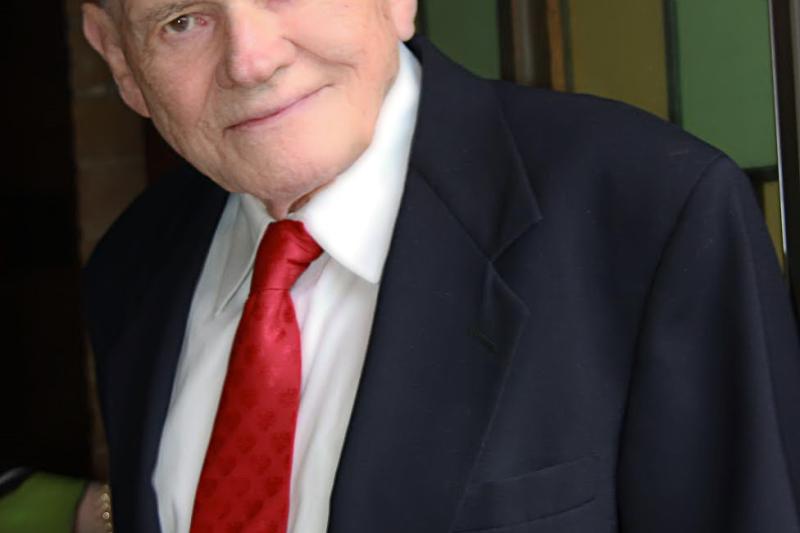 Former Stanford dean, Henry Thomas James, died in Minnesota at 101. (Image courtesy of James family)