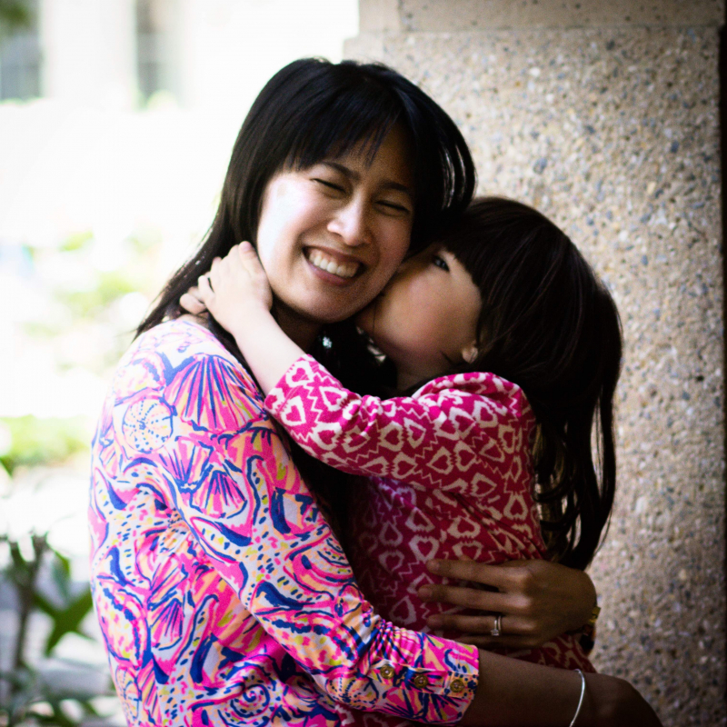 Photo of  Tina Cheuk and her daughter 