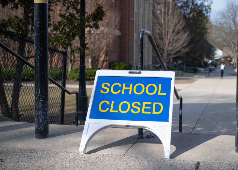 Picture of school closed sign
