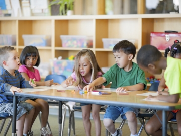The new Stanford study found improved self-regulation in children who delayed kindergarten by a year. (Photo credit: Christopher Futcher/iStock)