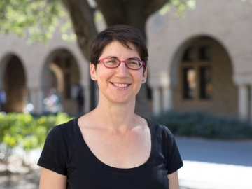 Sarah Levine (photo by Sofia Kukhar)